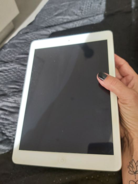 iPad Air 1 (16GB) Wi-Fi + Cellular  (Ideal  Leituras e Crianças  e