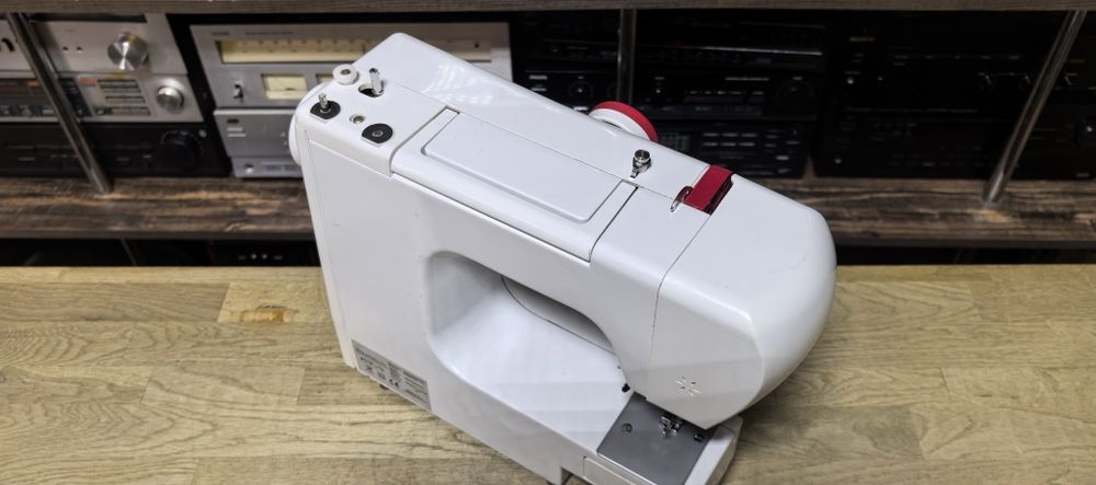 Швейна машинка ER NT21