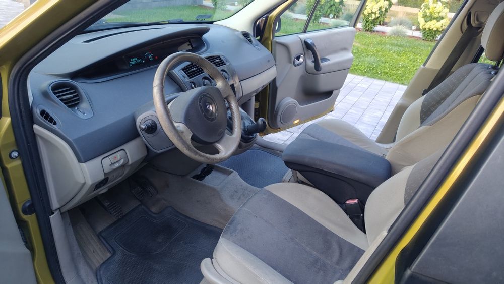 Renault Scenic II 2004 Benzyna 1.6