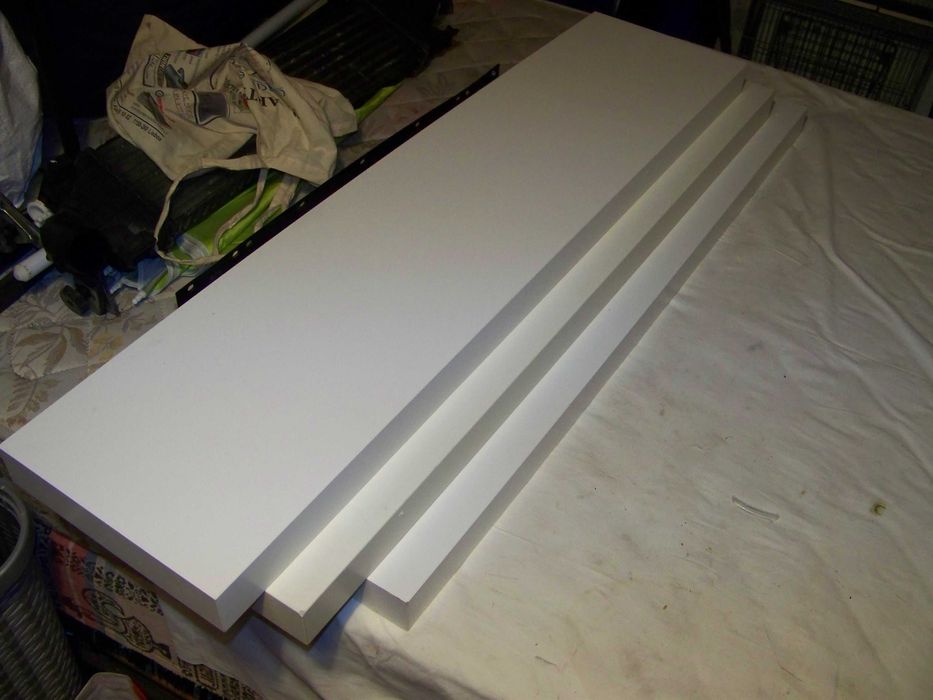 3 prateleiras IKEA fixação oculta