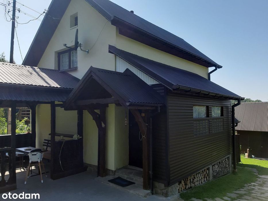 Domek w górach, z widokiem na Police