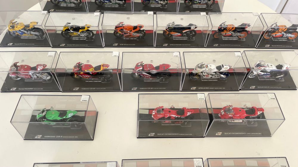 MOTO GP - Miniaturas 2003/2004/2005