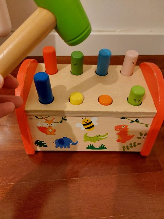 Brinquedo de madeira