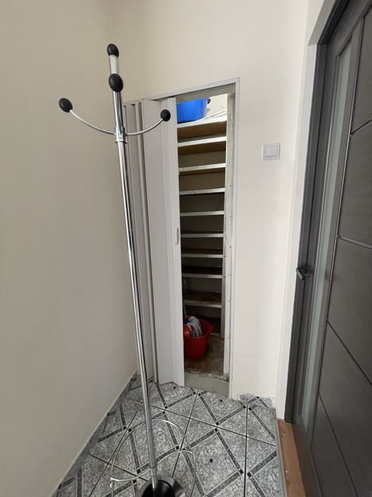 4-кімнатна квартира в центрі міста Виноградів. Третій поверх. 82 кв.м