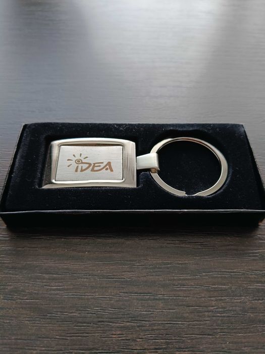Unikat Brelok zawieszka gadżet IDEA breloczek kolekcja
