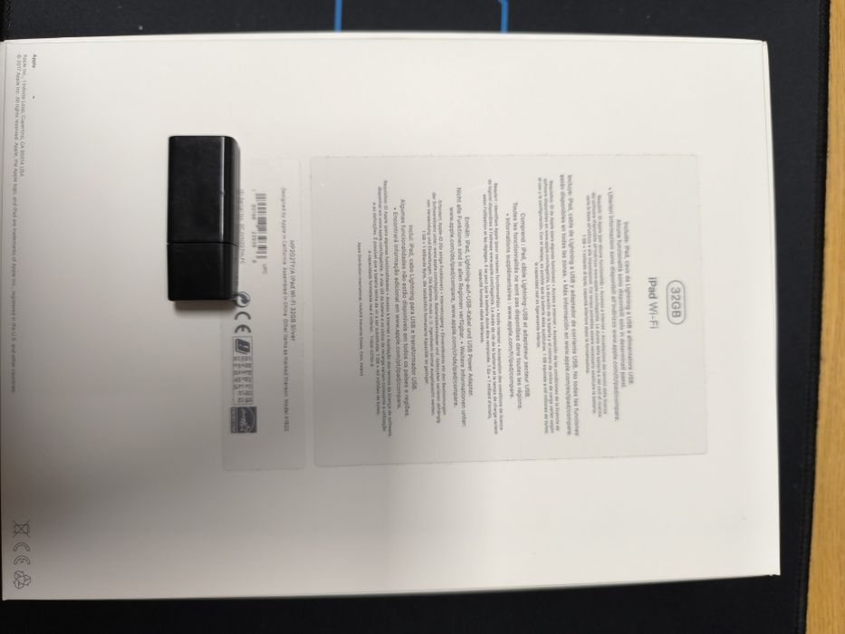 Ipad´s Wi-fi 32 Gb - um Silver e outro Space Gray