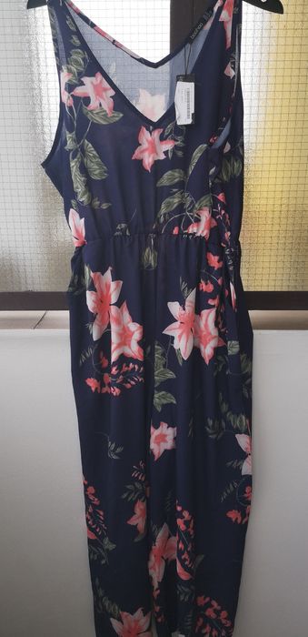 Kombinezon granatowy w kwiaty