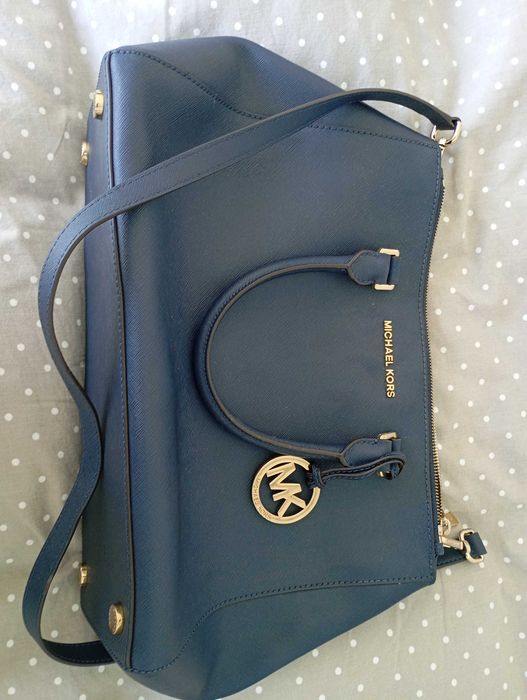 Mala Michael Kors