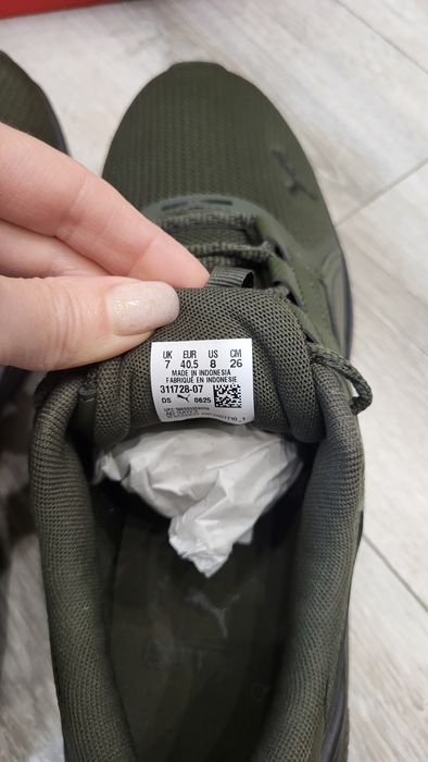 Кросівки Puma розмір 40.5 устілка 26.5