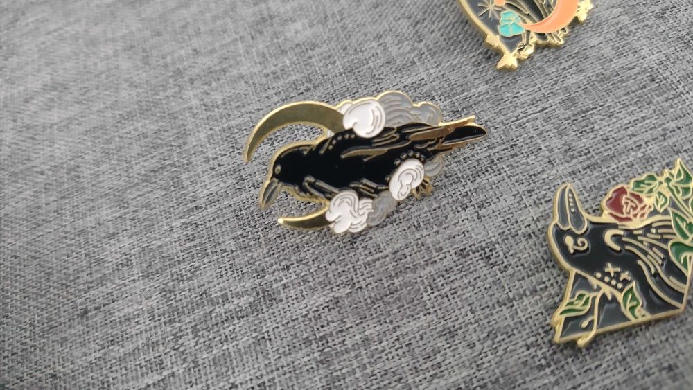 3 sztuki metalowa przypinka pin czarny kruk