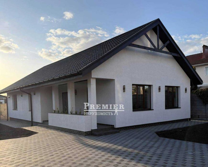 Продам сучасний будинок в Фонтанці