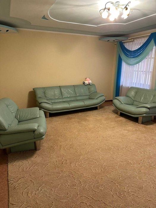 Продам 3-ком квартиру с ремонтом Ак.Королева (3-266-408)