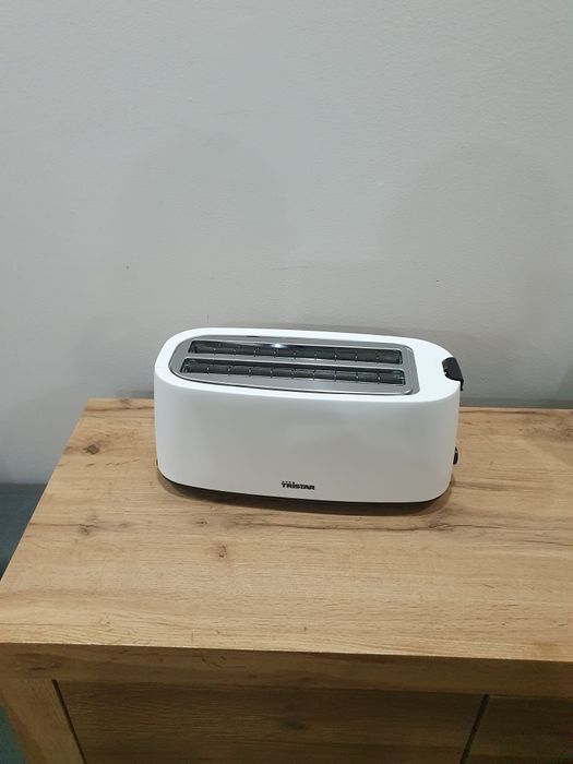 Toster na 4 kromki Tristar BR-1057