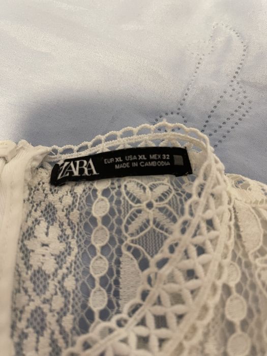 Zara  Блуза з мережева . Стан ідеальний.