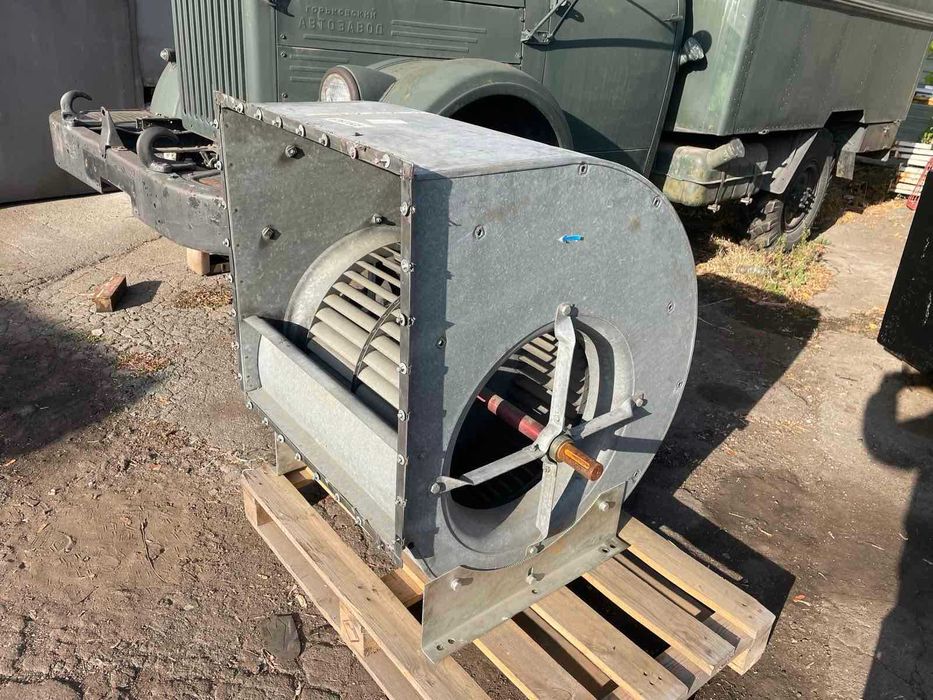 Продам промисловий вентилятор.