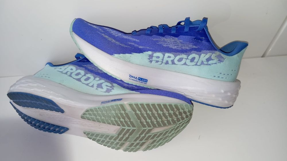 BROOKS launch 11  43