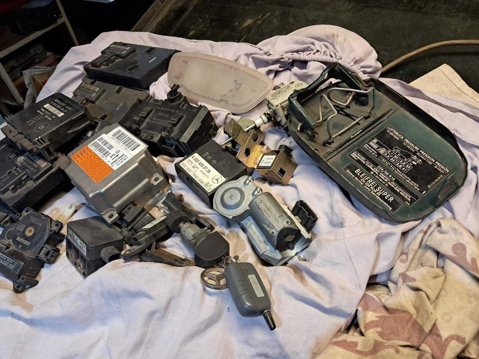 Блоки управления Мерседес w203