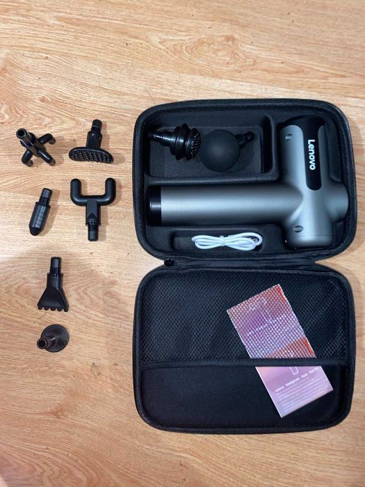 Масажор Ударний с кейсом та насадкати Lenovo