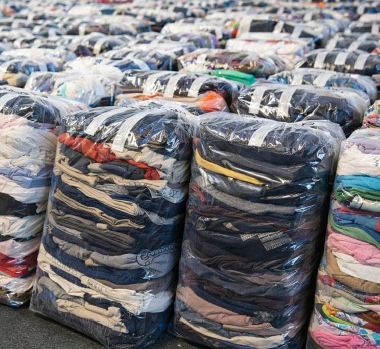 10 kg odzieży używanej damskiej