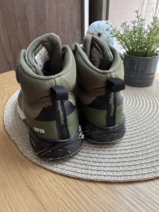 Демісезонні кросівки Kangaroos 29 розмір