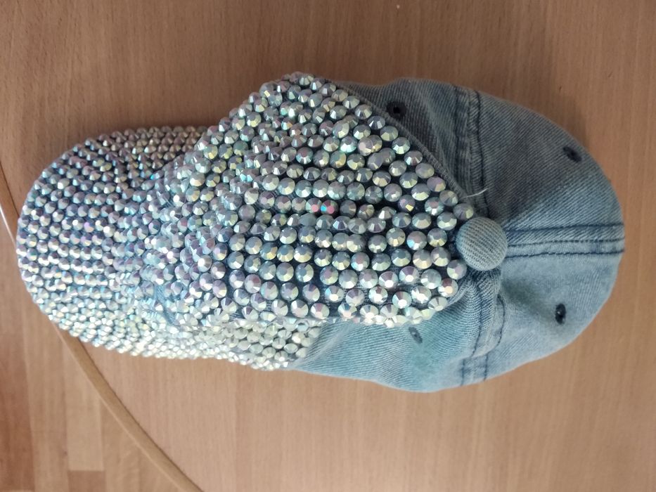 Новая кепка. Джинс