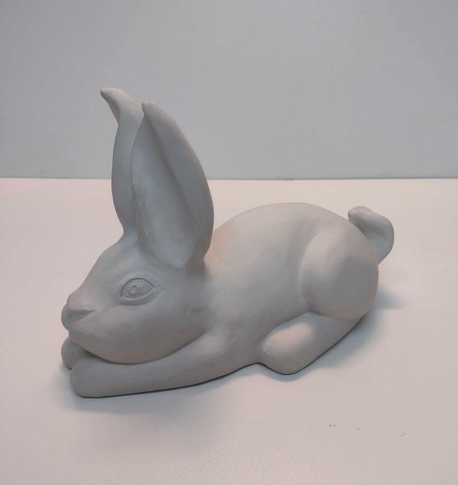 Duży Zając WIELKANOCNY 19 cm figura rzeźba królik