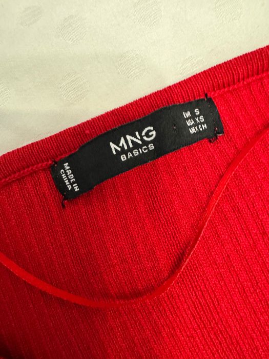 Трикотажна сукня Mango