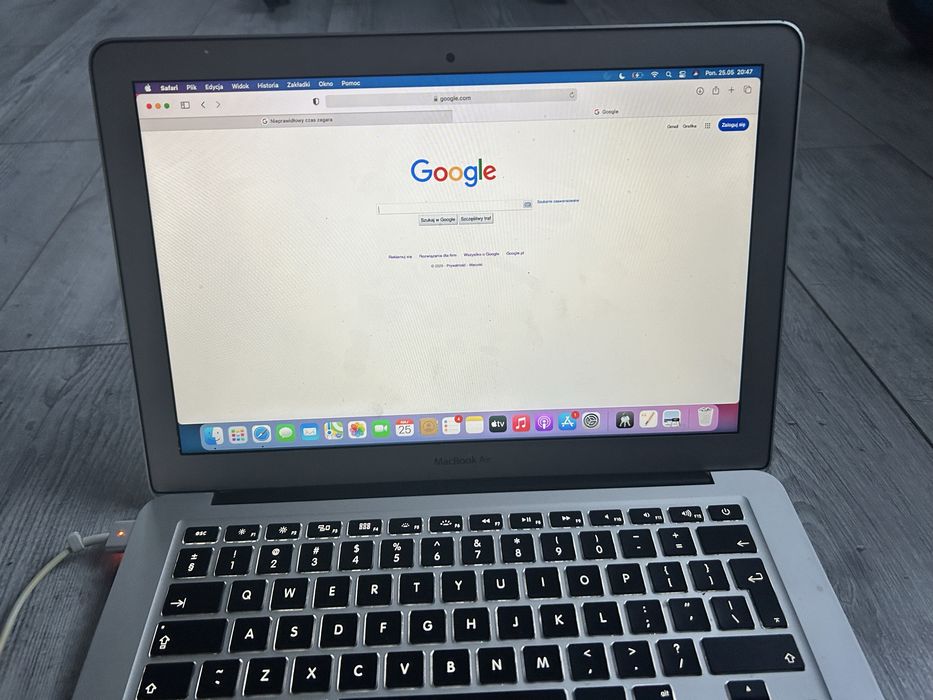 Mcbook air 13 121GB
