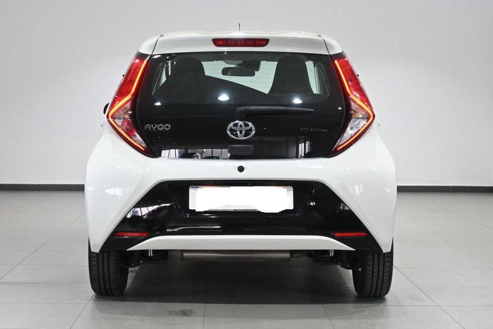 Vendo Toyota aygo X