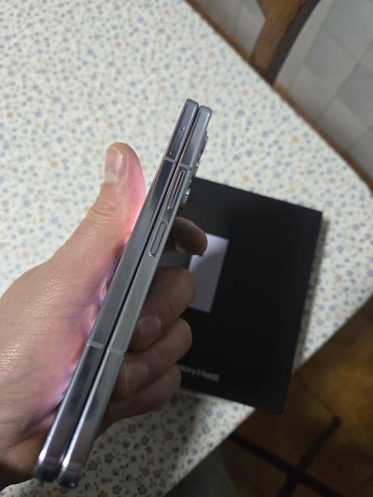 Samsung Galaxy Z Fold 5 256GB Ice Blue – Bom estado, desbloqueado