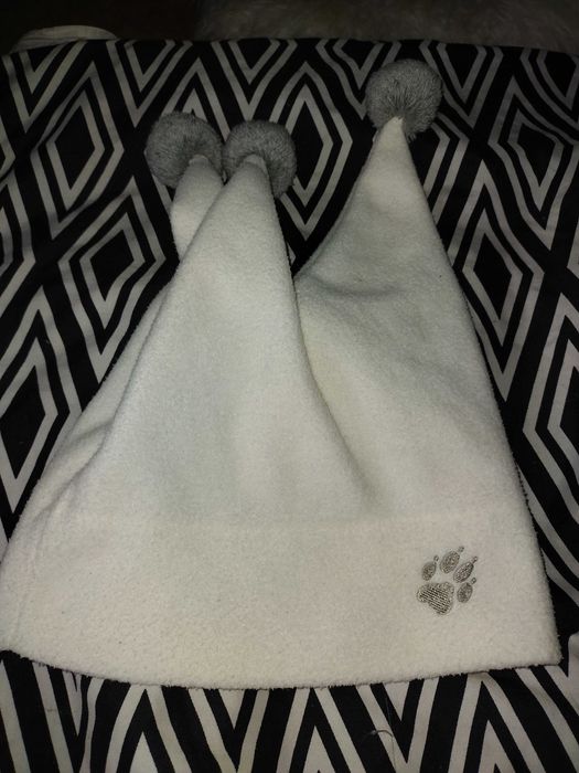 Czapka z pomponami Jack Daniels