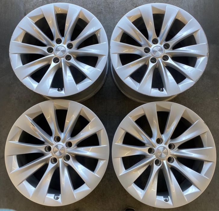 Alufelgi 20 Tesla X 5x120 Oryginalne Felgi Czujniki