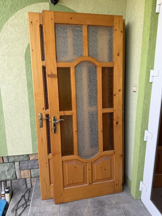 Продам Двері …….