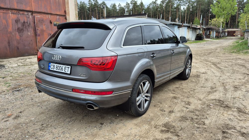 Продам Audi Q7 4l 2013