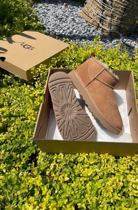 UGG Classic Ultra Mini Boot R.40