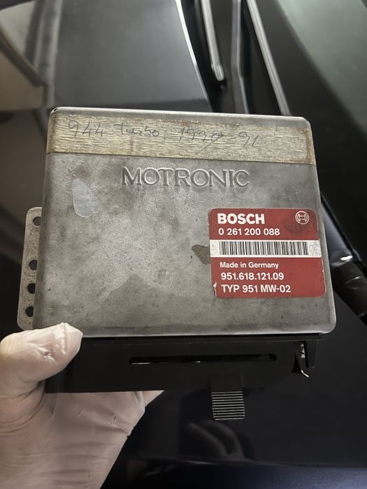 Centralina Bosch Motronic 0 261 200 088 Porsche 944 Turbo 951