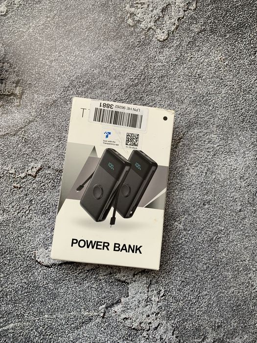 Premium Power Bank 30800mAh – вбудован проводи,бездротова зарядка!
