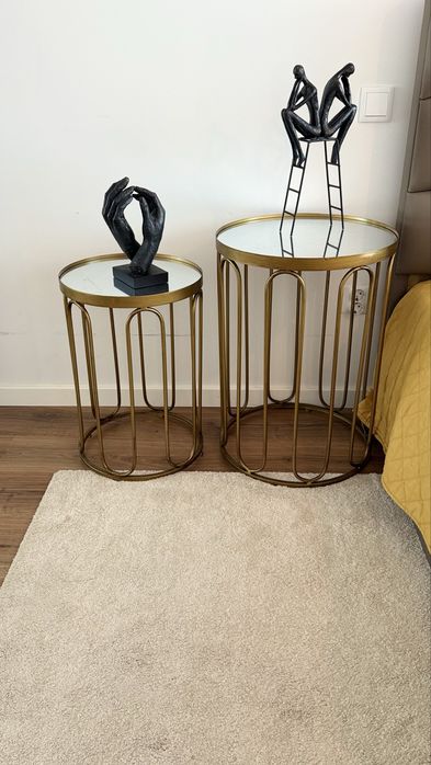 2 mesas de apoio / 2 mesinhas de cabeceira