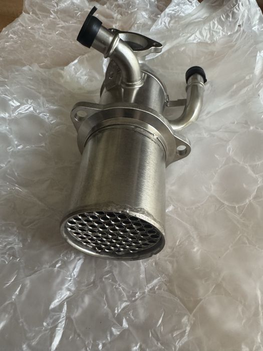 Radiador EGR Audi a4/a5/a6( kit completo)