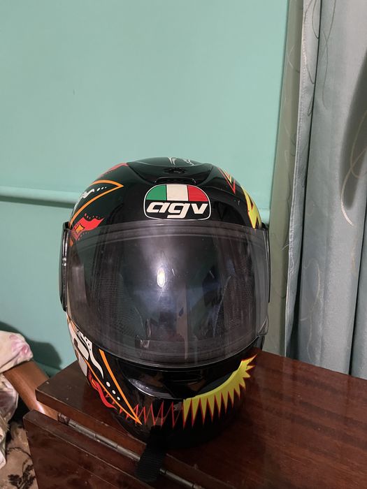 Шолом, мотошолом agv