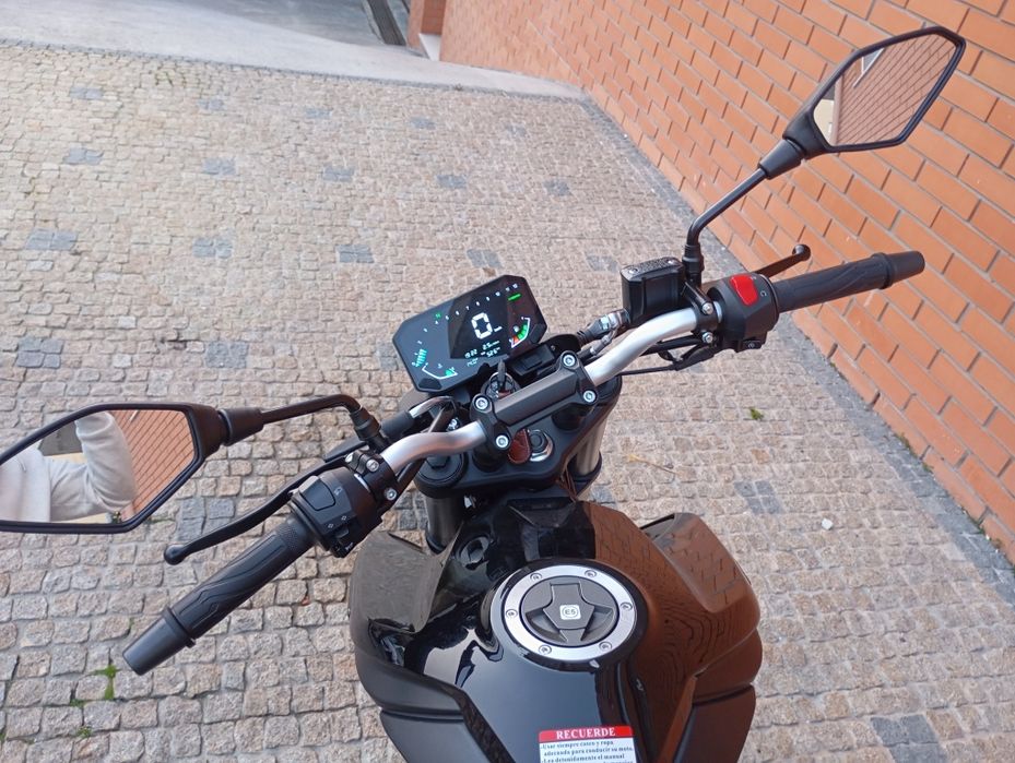 Vendo moto Voge 125r