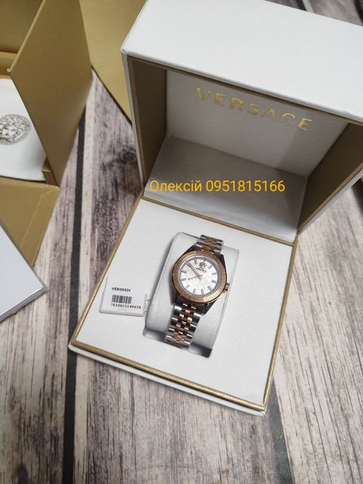 Годинник Versace VE8100624 Оригінал