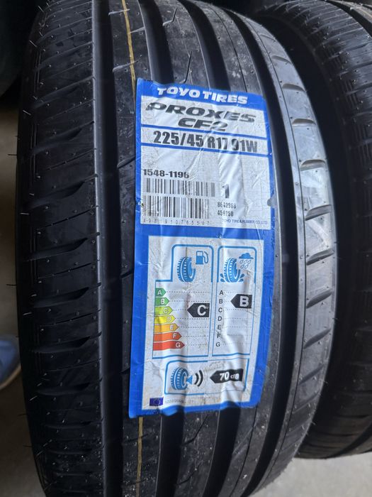 Pneus Novos 225/45/17 Toyo super preco