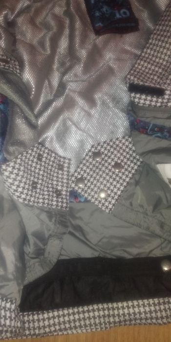 Зимняя термо куртка protest s-м  лыжная принт гусинная лапка