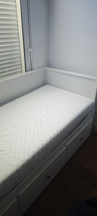 Cama Sofá/ Cama de Casal/ Cómoda