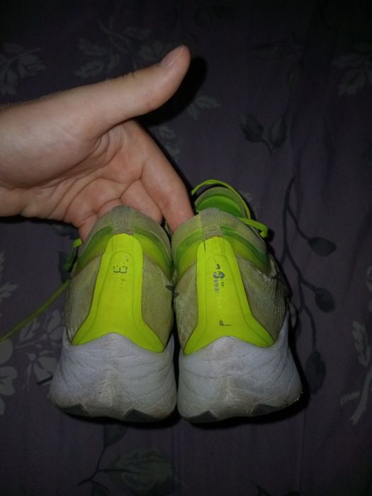 Кросівки бігові для спорту Nike zoom fly 3