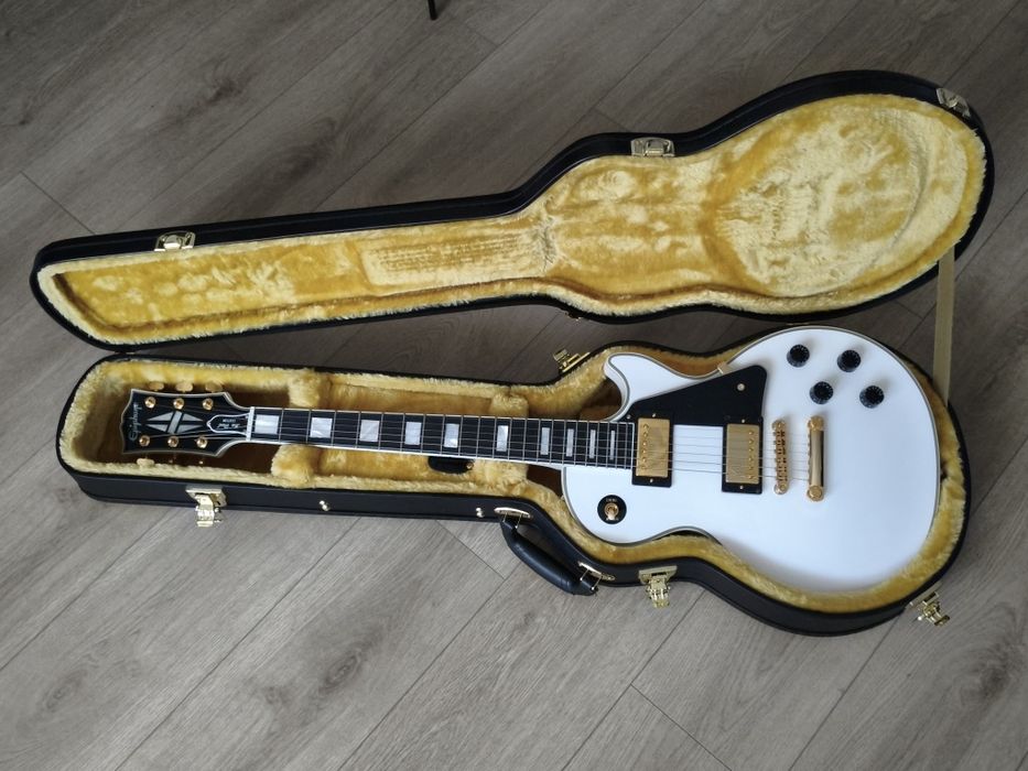 タイムセール❣️Epiphone Les Paul Custom AW Epiphone Les Paul Custom AW w/Bag - Epiphone - Gitary