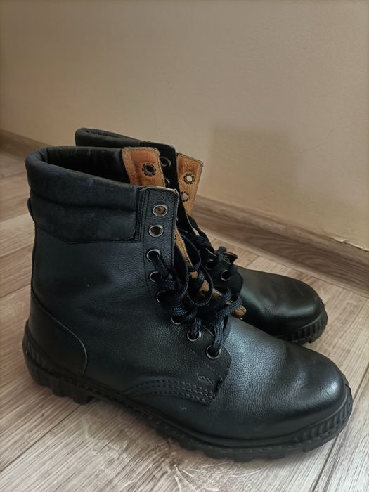 Trzewiki męskie (rozmiar 44) Traper