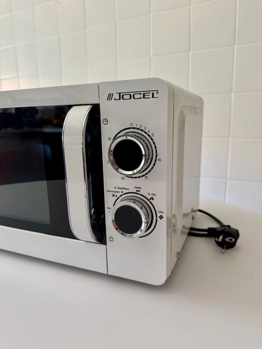 Microondas jocel