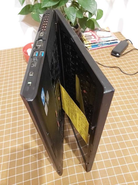 Lenovo W 510 i 7/4GB Ram/128Gb SSD Nowy